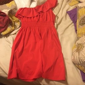 One shoulder ruffle dress